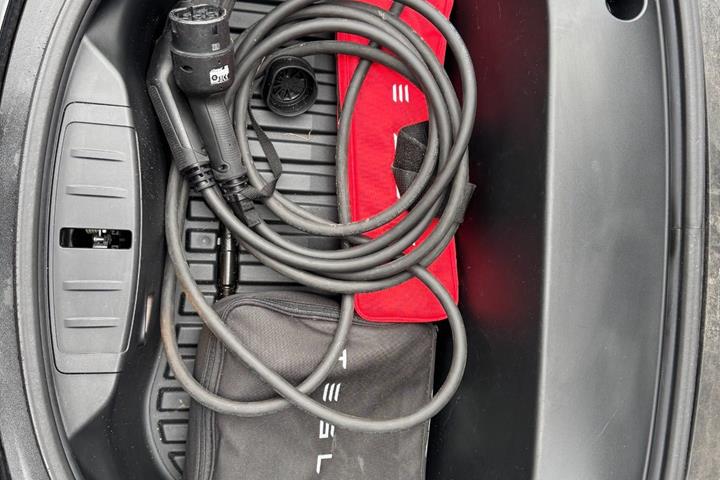 Sort Tesla Model 3 fra 2023