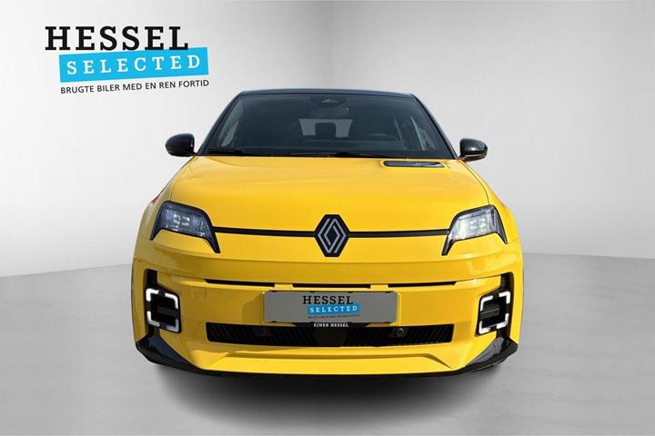 Gul Renault 5 E-Tech fra 2025