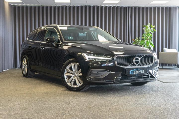 Sort Volvo V60 fra 2020