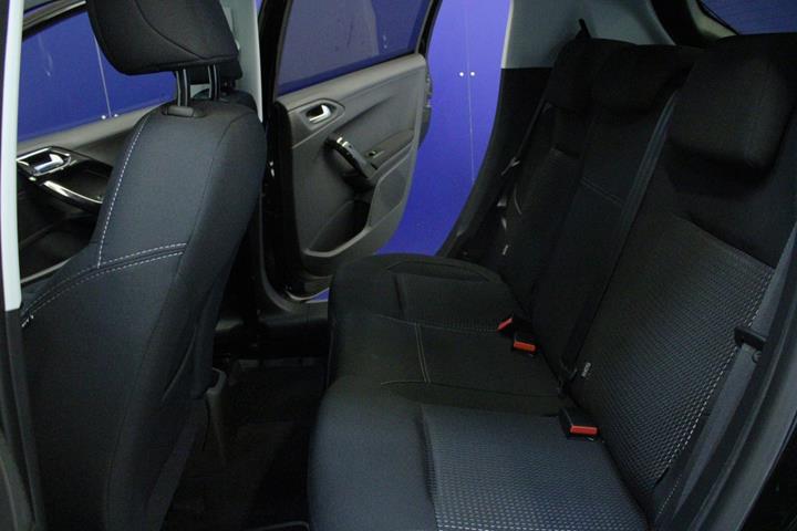 Sort Peugeot 208 fra 2019