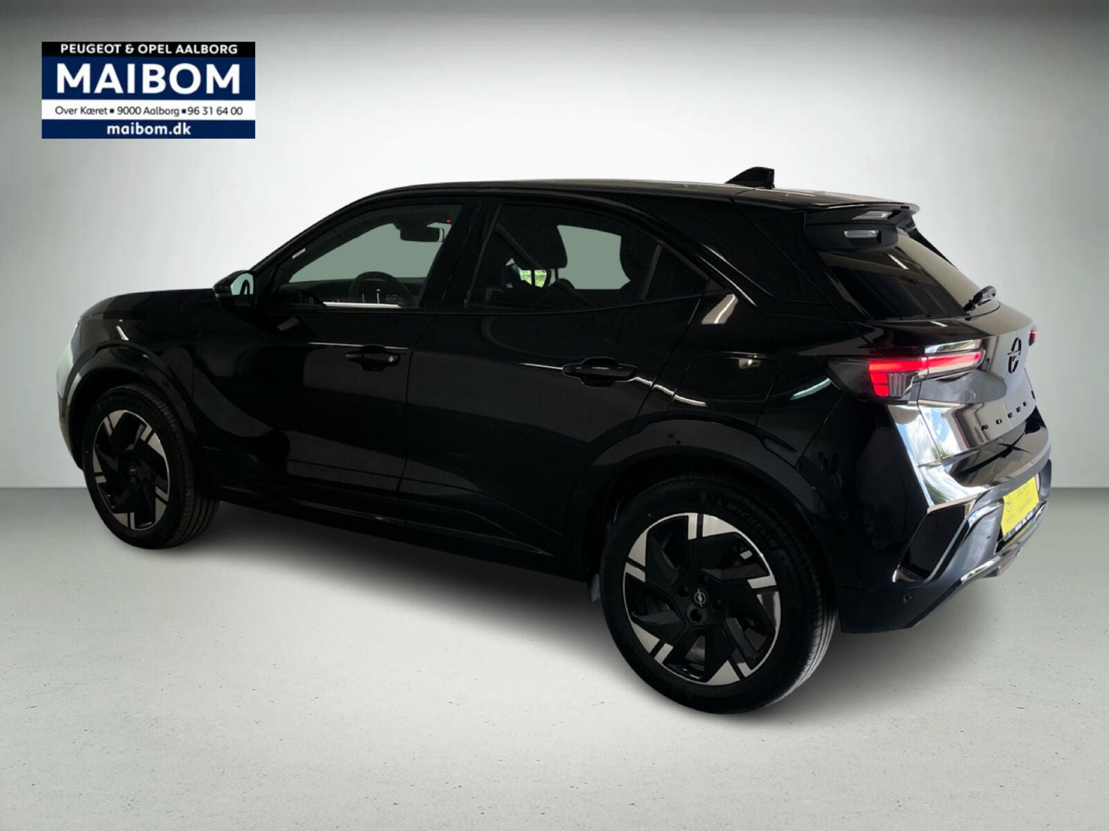 Sort Opel Mokka-e fra 2025