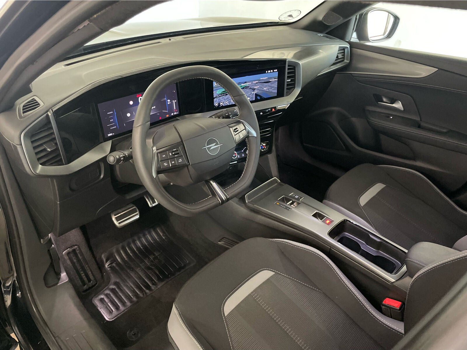 Sort Opel Mokka-e fra 2025
