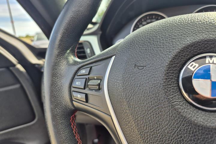 Sort BMW 420i fra 2016