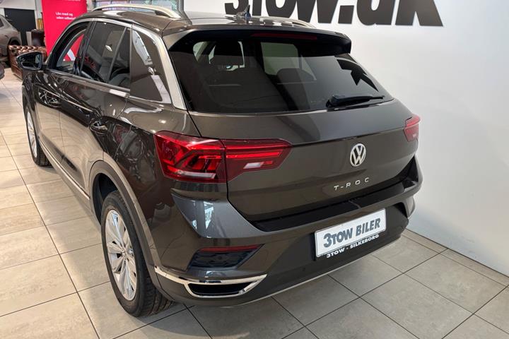 Brun VW T-Roc fra 2020