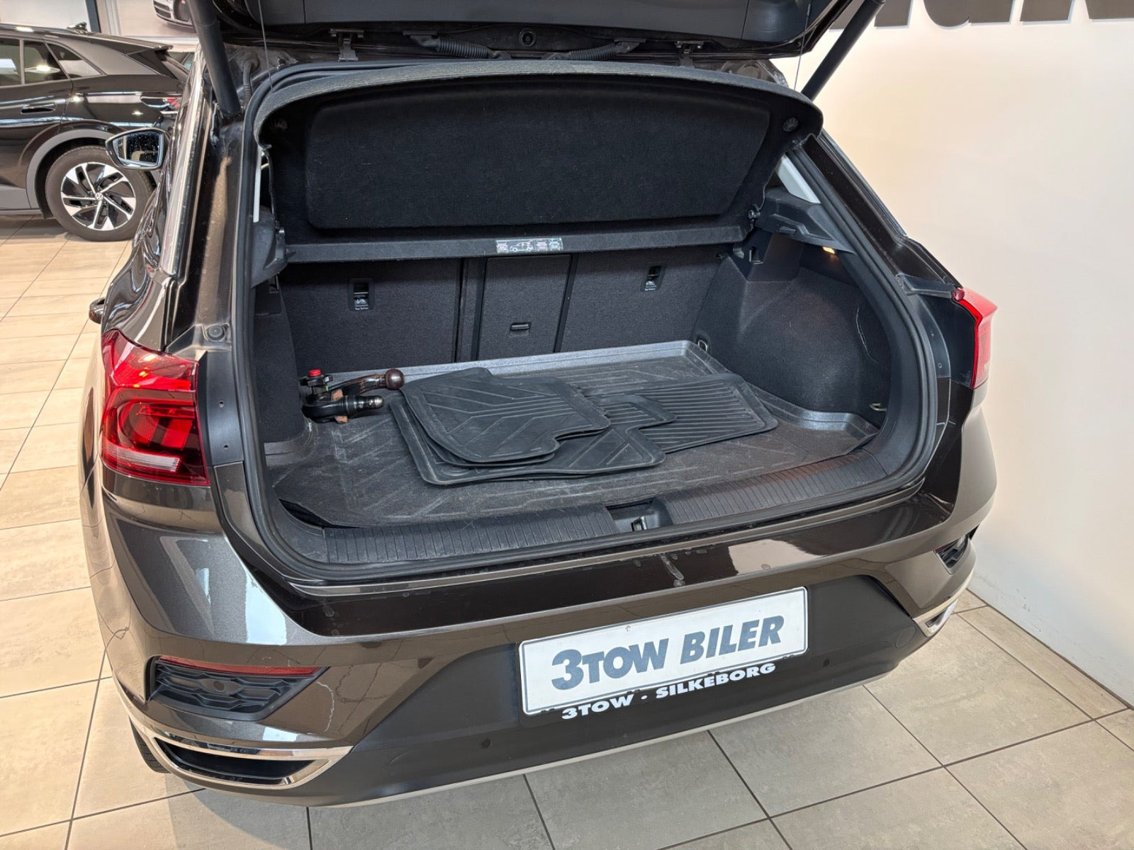 Brun VW T-Roc fra 2020