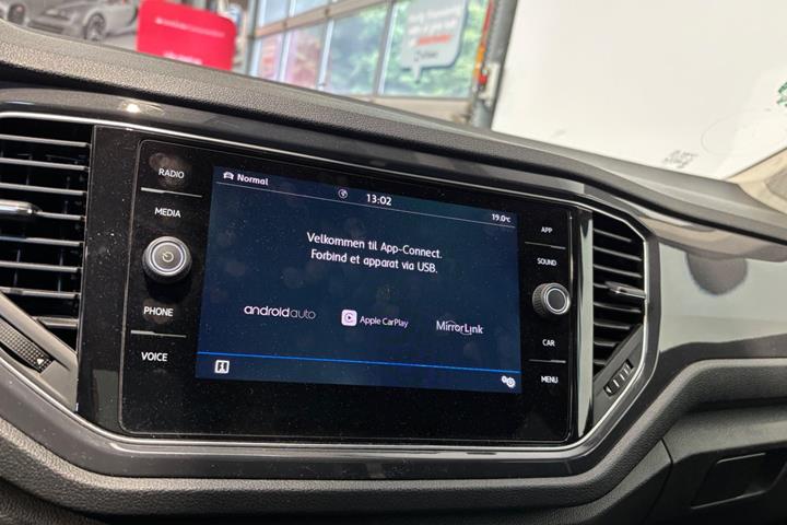 Brun VW T-Roc fra 2020