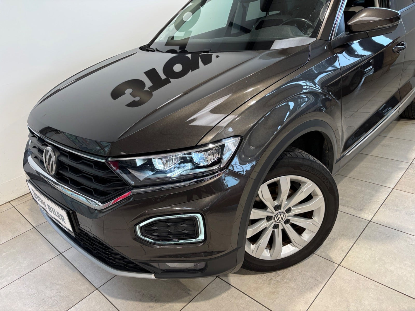 Brun VW T-Roc fra 2020