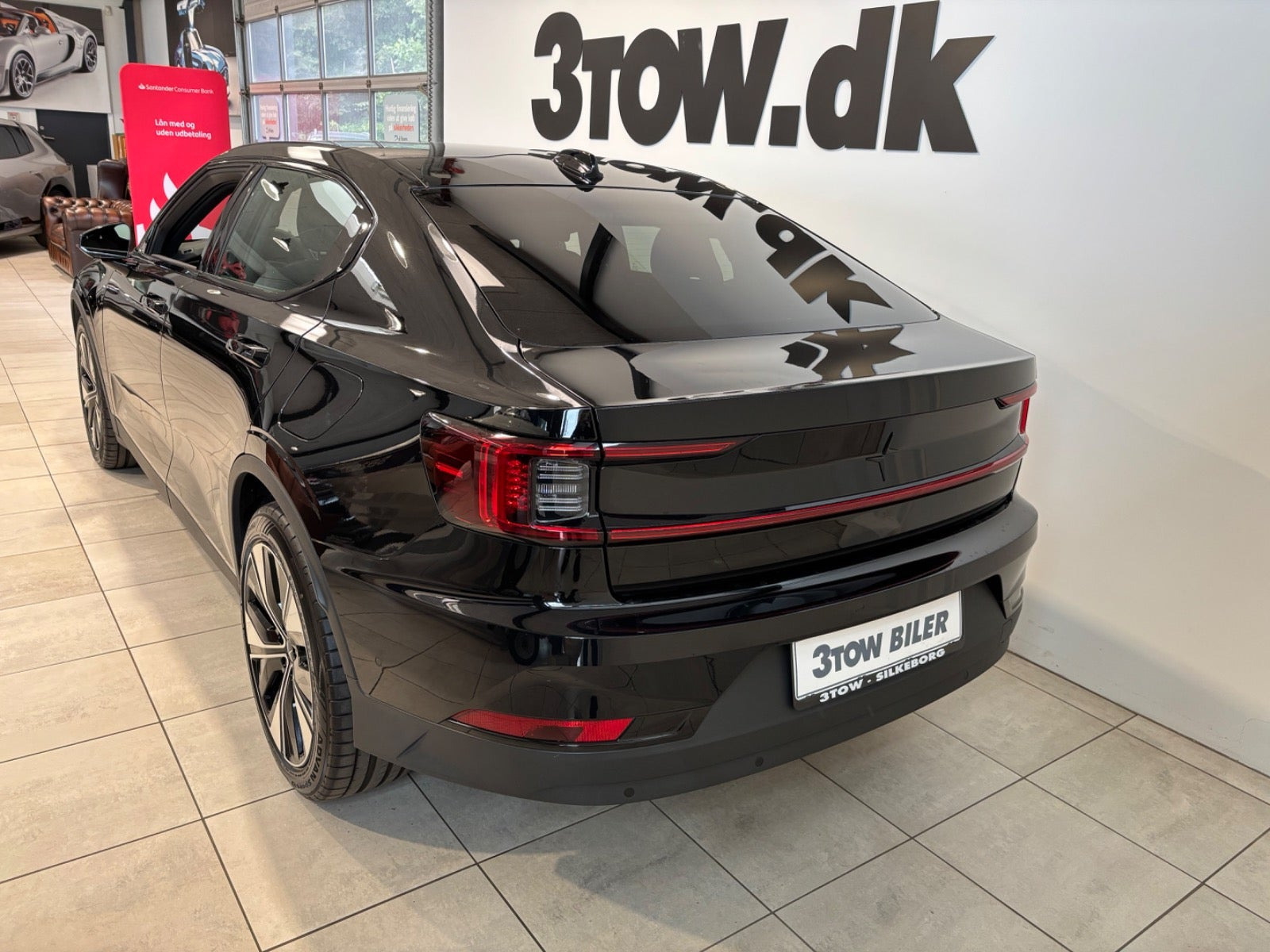 Sort Polestar 2 fra 2022