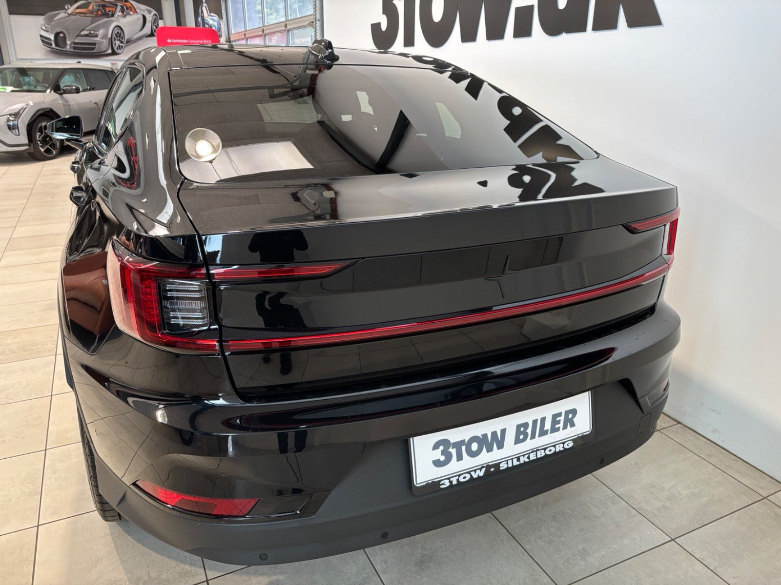 Sort Polestar 2 fra 2022