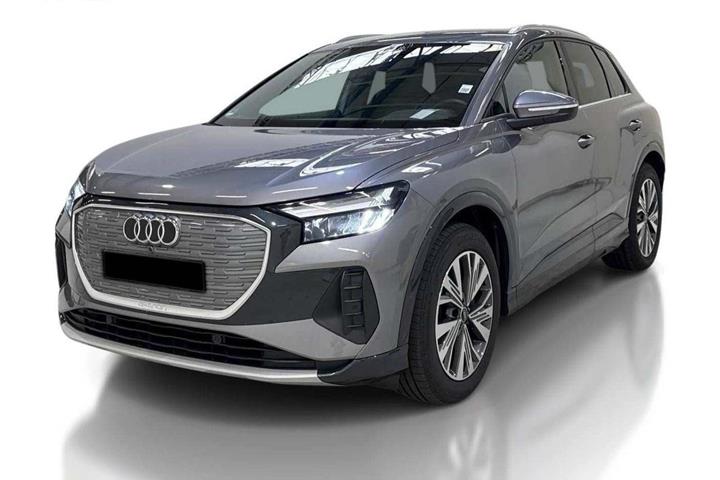 Grå Audi Q4 e-tron fra 2024