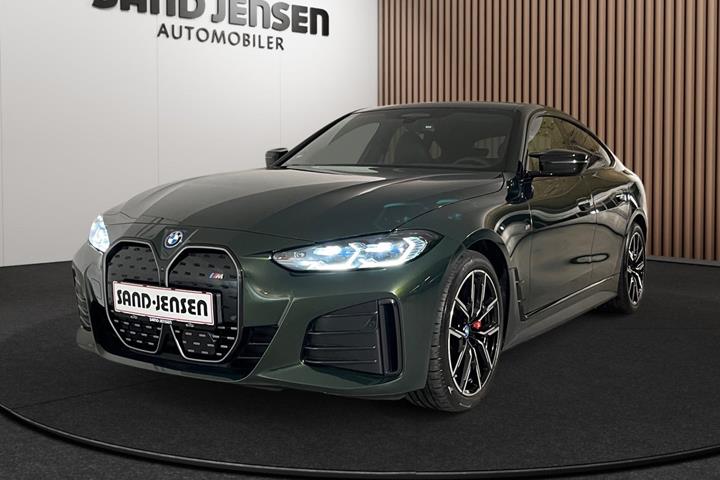 Grøn BMW i4 fra 2024