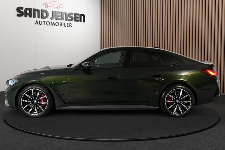 Grøn BMW i4 fra 2024