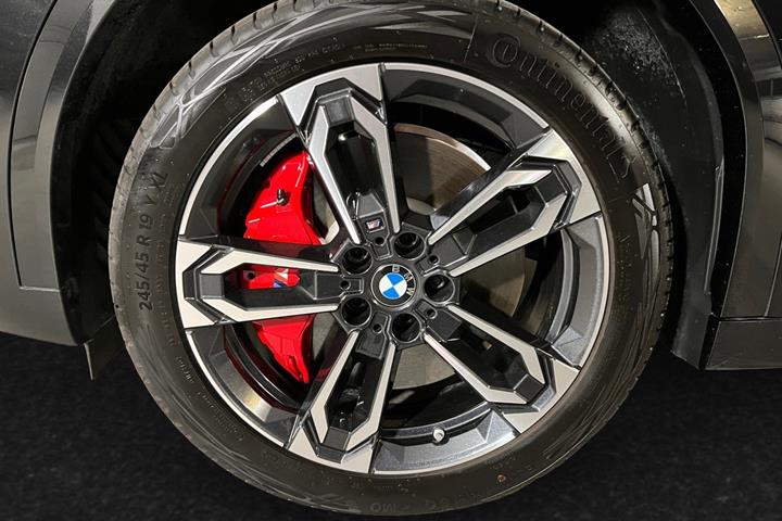 Sort BMW iX2 fra 2026