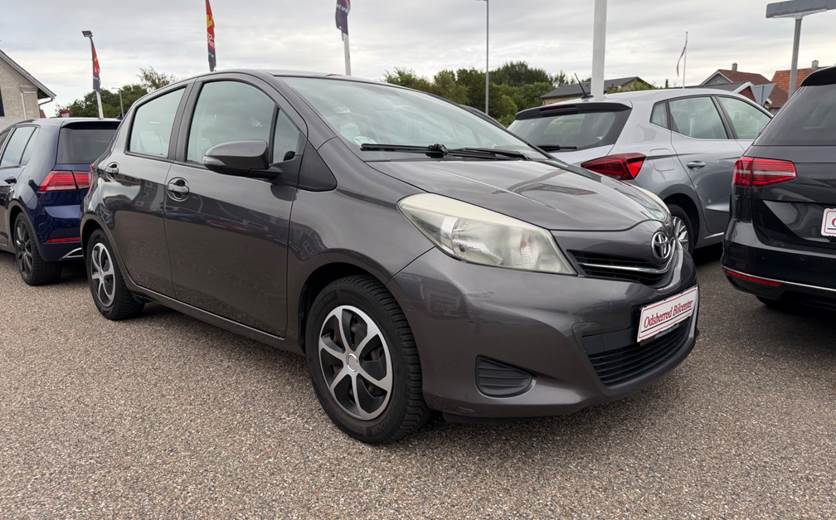 Toyota Yaris 1,0 VVT-i T1