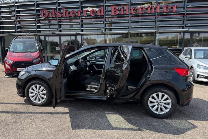 Sort Seat Ibiza fra 2021