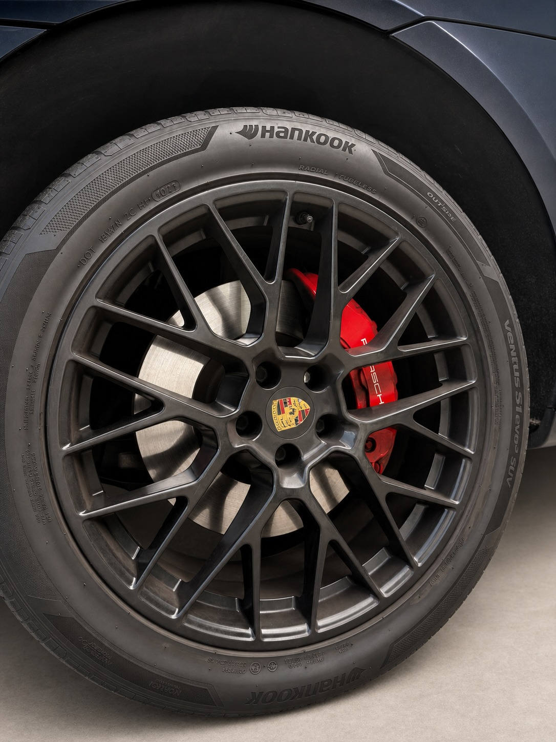 Sort Porsche Macan GTS fra 2017