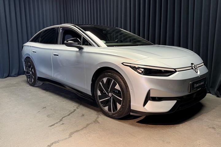 Sølv VW ID.7 fra 2023