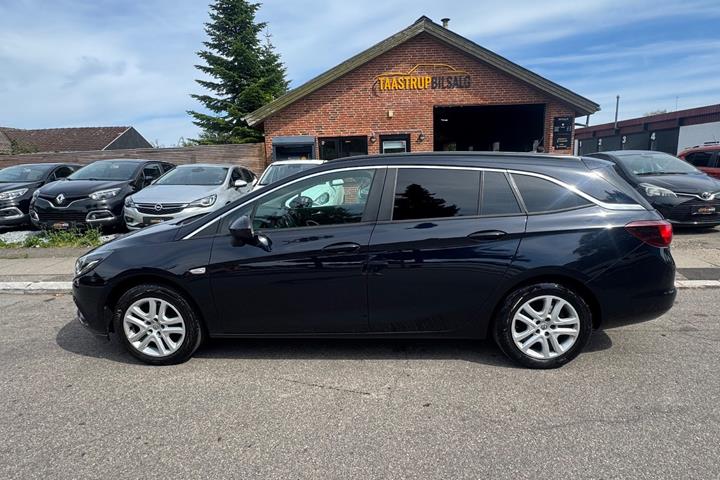 undefined Opel Astra fra 2019