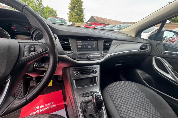 undefined Opel Astra fra 2019