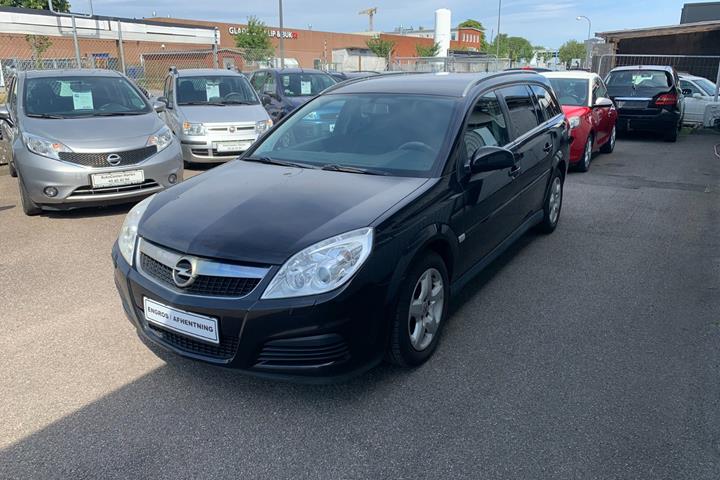 Sort Opel Vectra fra 2008