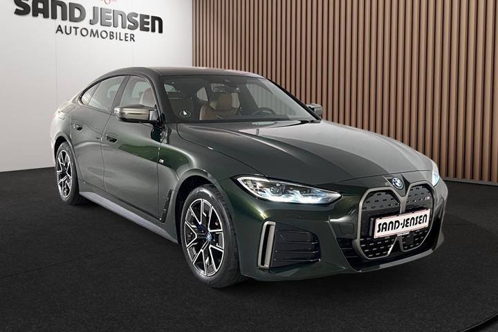 Grøn BMW i4 fra 2024