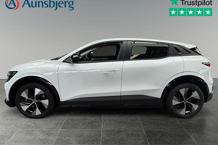 Hvid Renault Megane E-Tech fra 2022