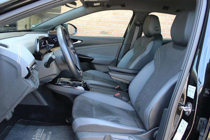Sort VW ID.4 fra 2023