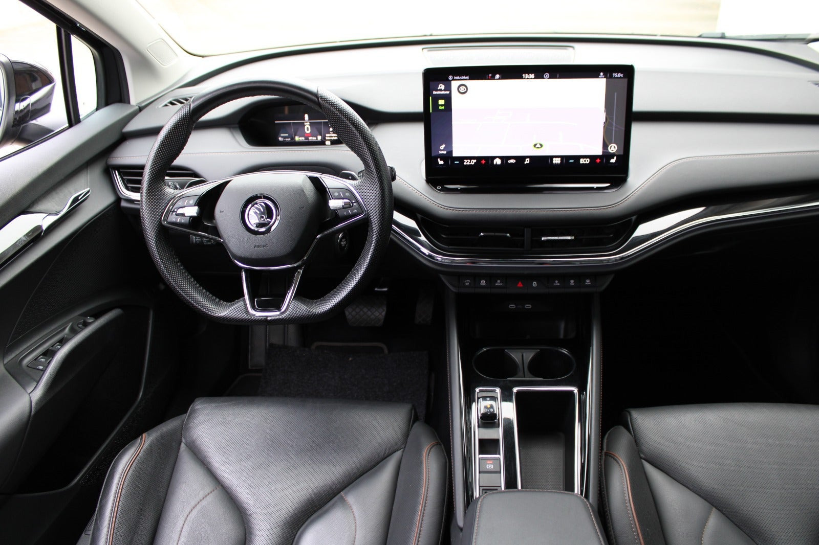 Sort Skoda Enyaq fra 2022
