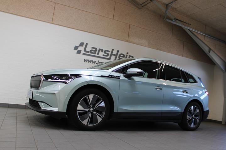 Sølv Skoda Enyaq fra 2023