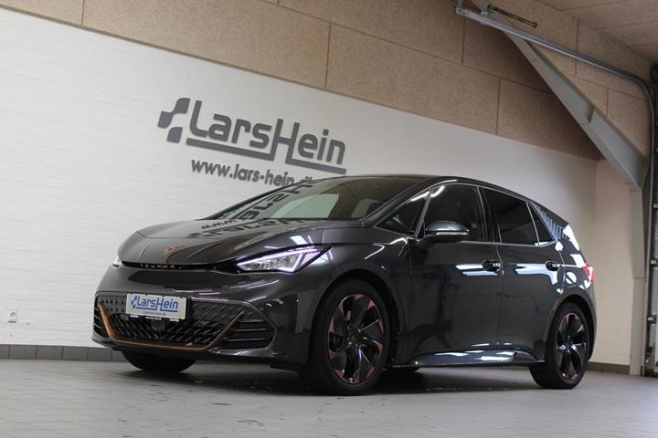 Grå Cupra Born fra 2024