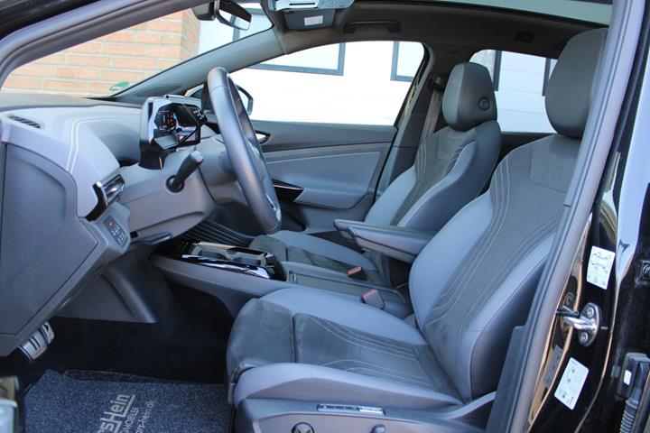 Sort VW ID.4 fra 2023