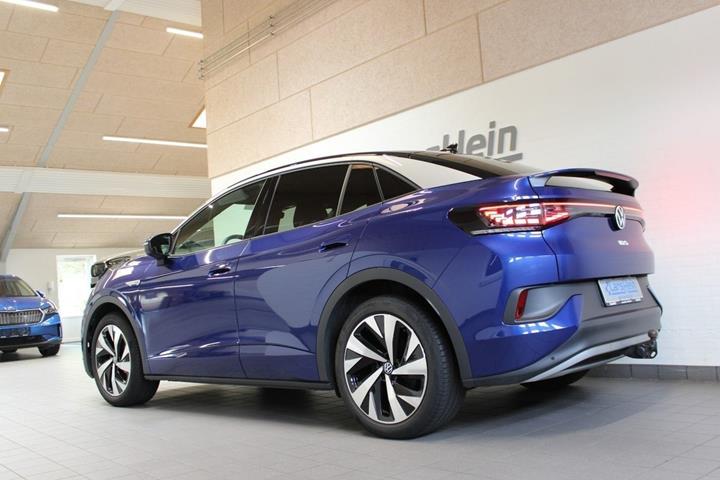 Blå VW ID.5 fra 2024