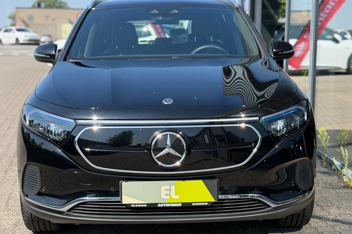 Sort Mercedes EQA250 fra 2023