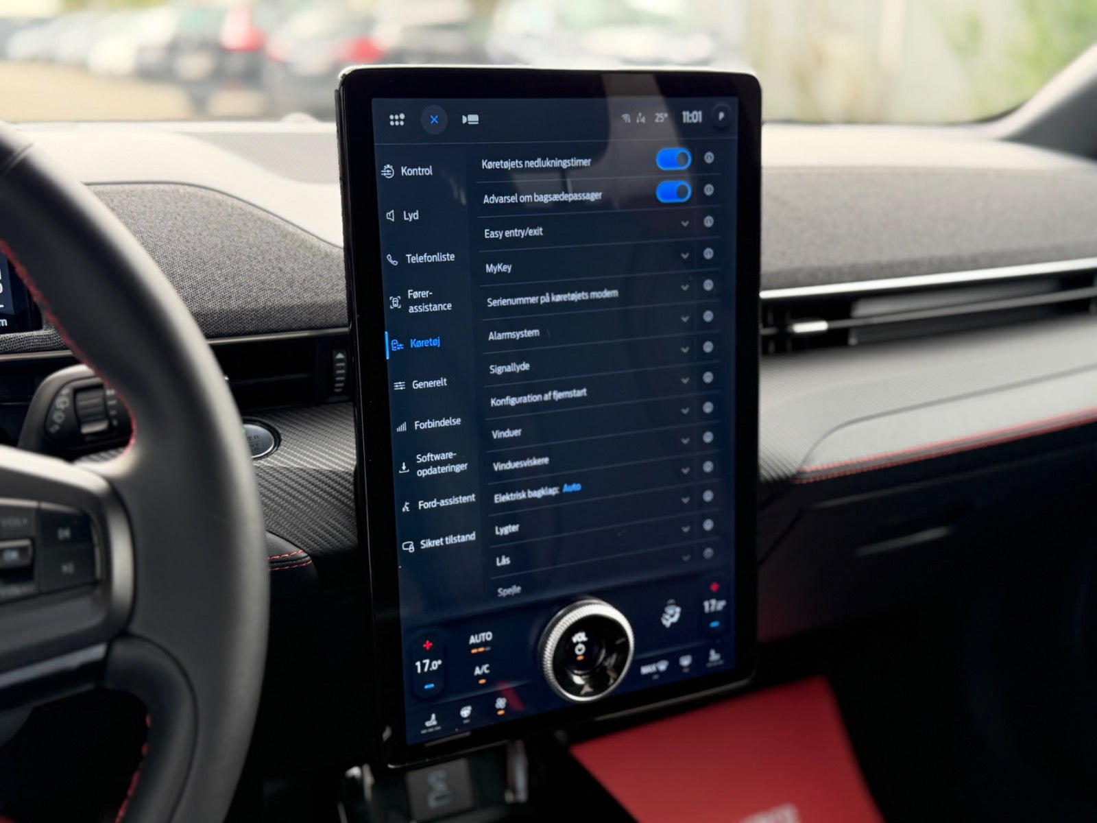 Sort Ford Mustang Mach-E fra 2023
