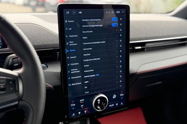 Sort Ford Mustang Mach-E fra 2023