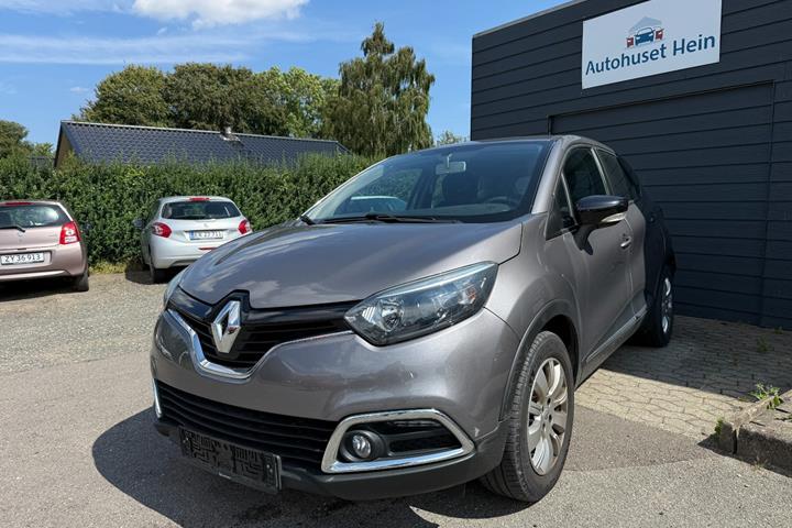 Grå Renault Captur fra 2016