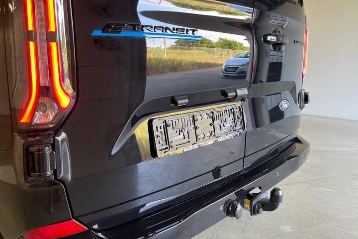 Sort Ford E-Transit Custom 340 L2 fra 2026