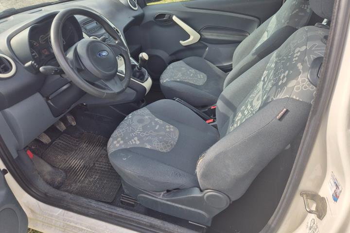 Hvid Ford Ka fra 2012