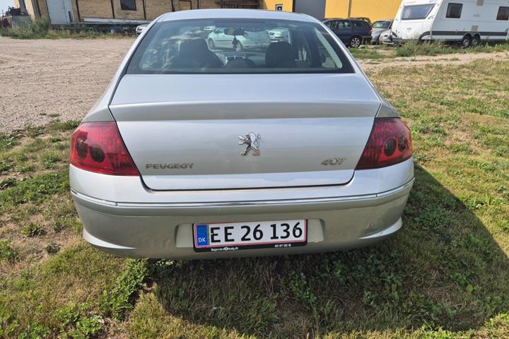 Sølv Peugeot 407 fra 2008