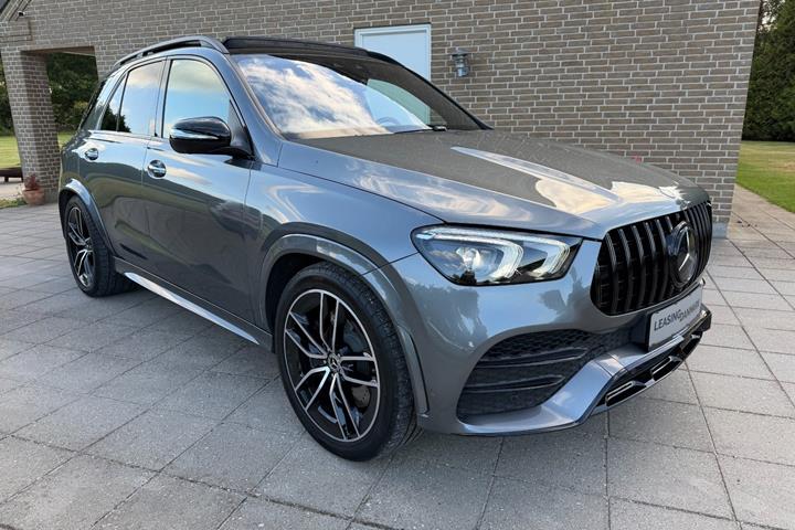 Grå Mercedes GLE350 de fra 2022