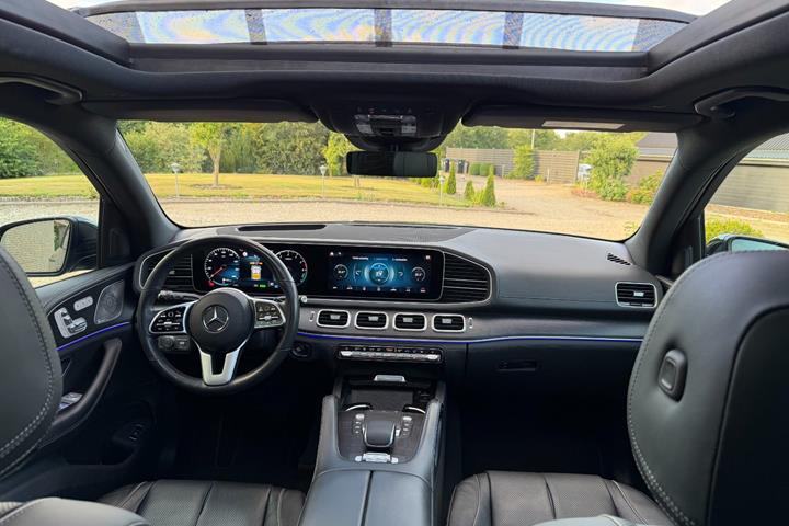 Grå Mercedes GLE350 de fra 2022