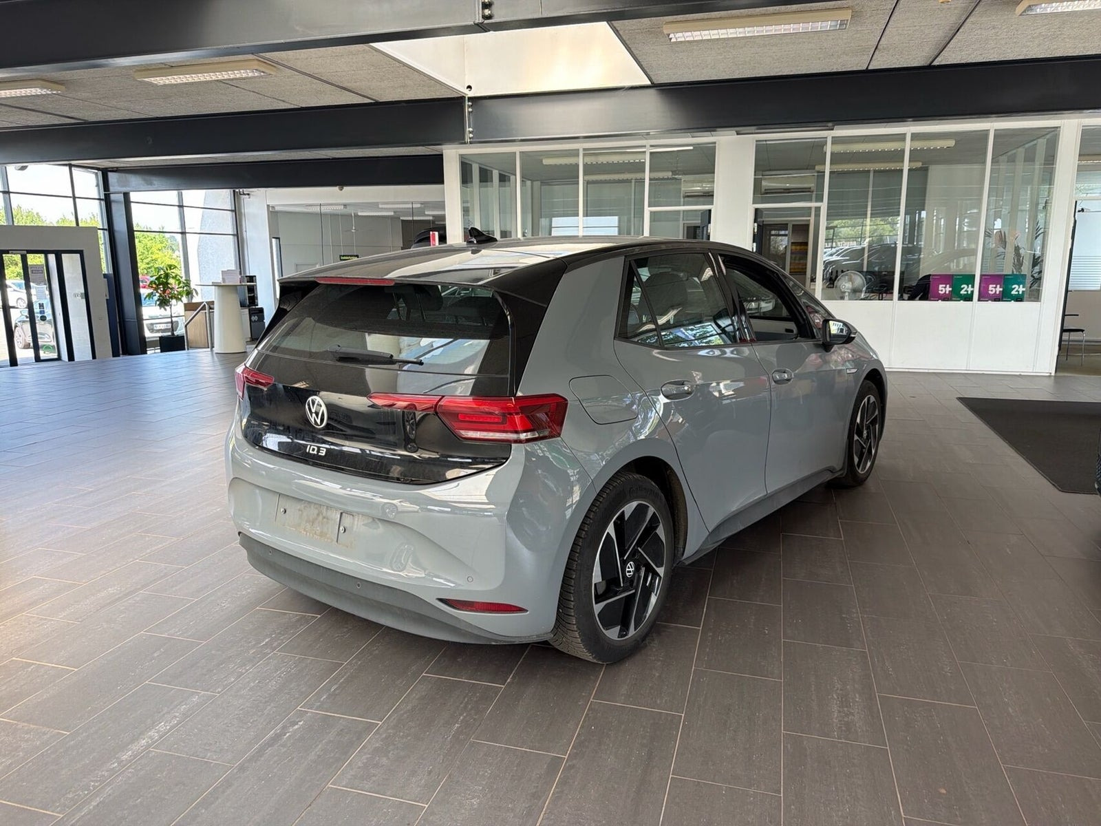 Grå VW ID.3 fra 2021