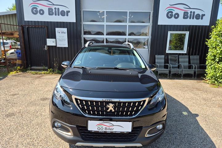 Grøn Peugeot 2008 fra 2018