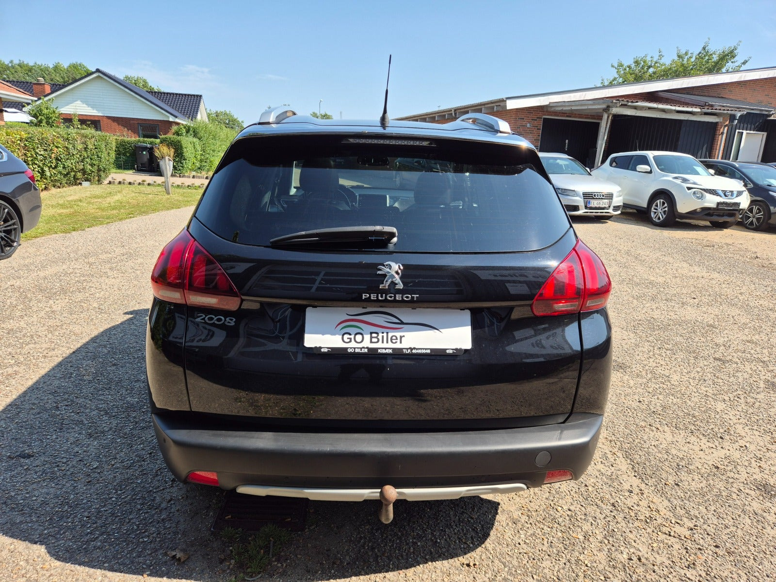 Grøn Peugeot 2008 fra 2018