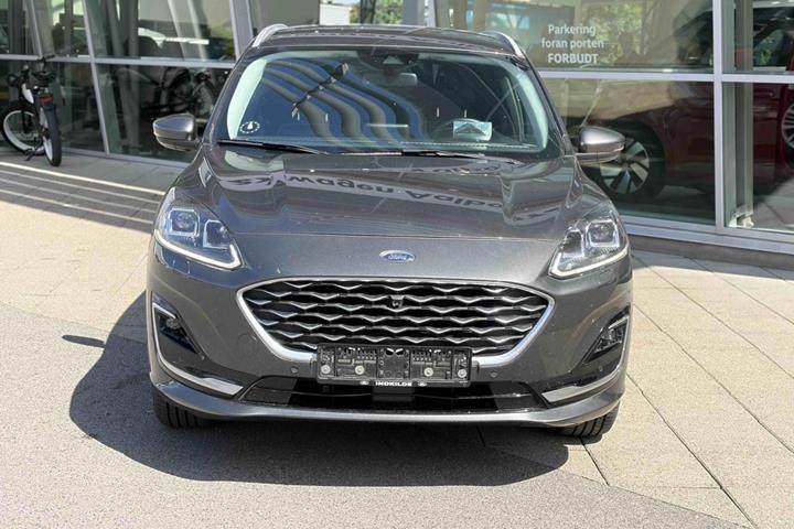 Grå Ford Kuga fra 2022