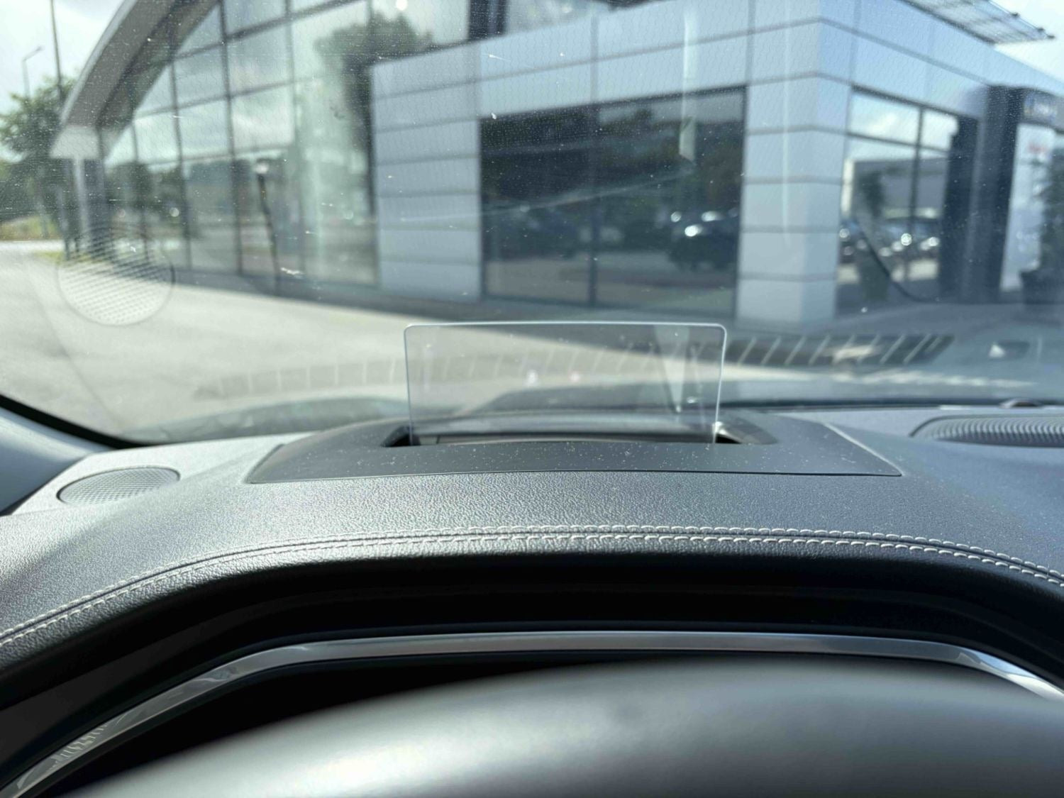 Grå Ford Kuga fra 2022