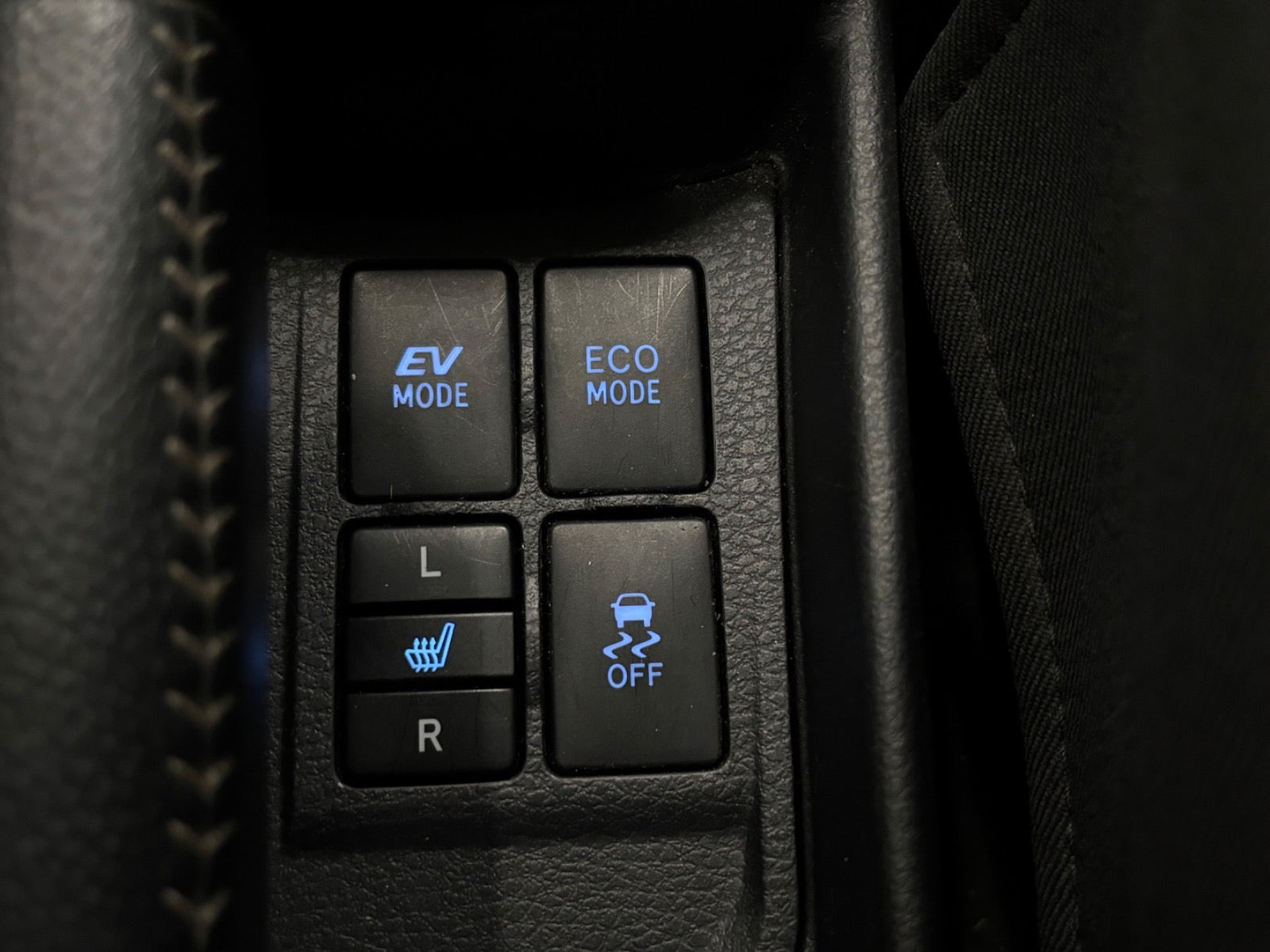 Sølv Toyota Yaris fra 2019