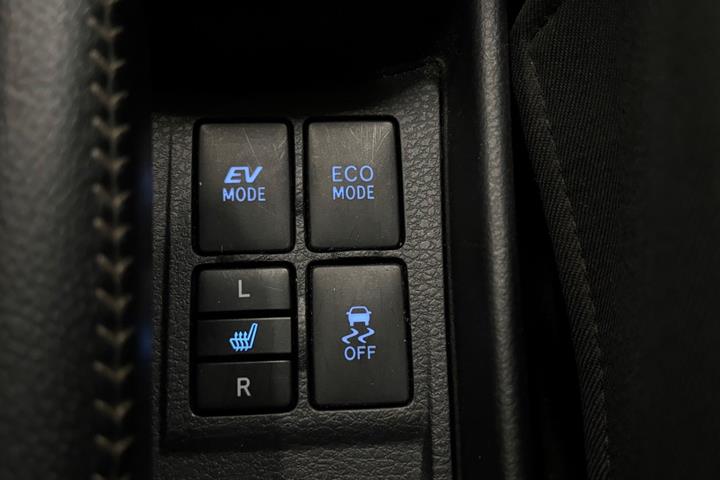 Sølv Toyota Yaris fra 2019