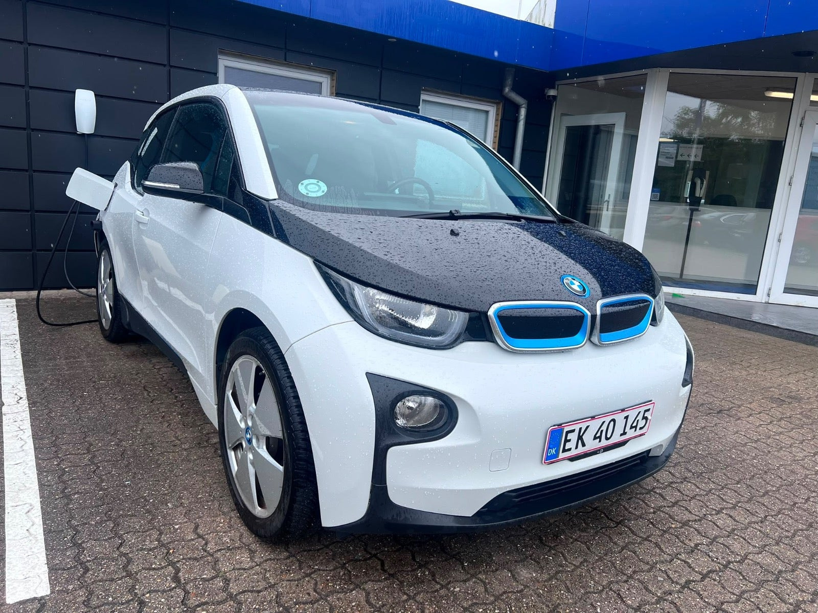Hvid BMW i3 fra 2015