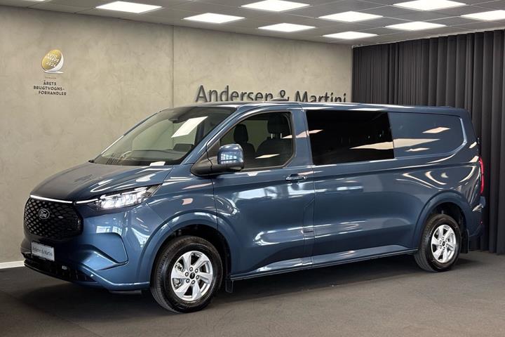 Blå Ford E-Transit Custom fra 2024